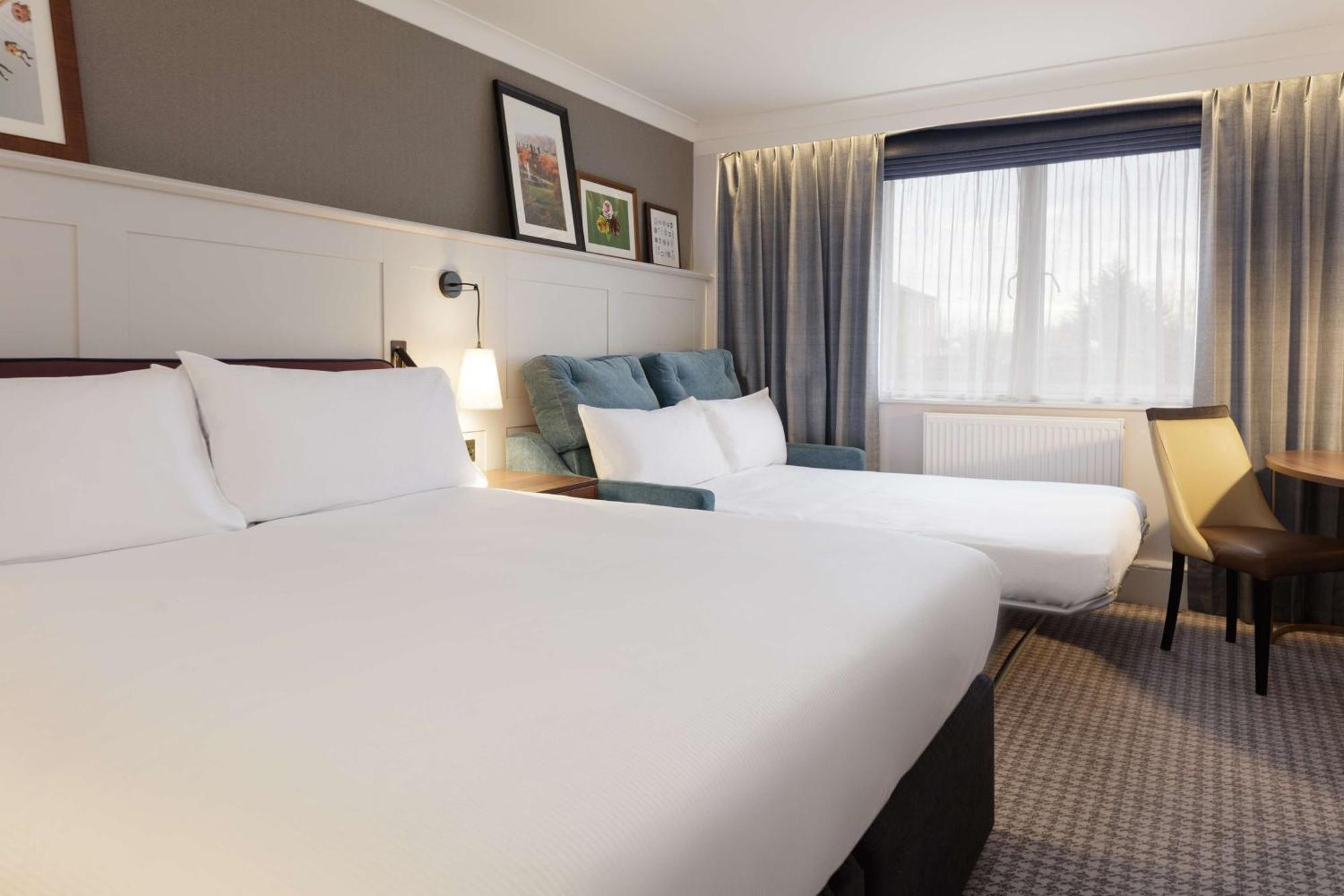 Doubletree By Hilton Stoke-On-Trent, United Kingdom Hotel Екстериор снимка
